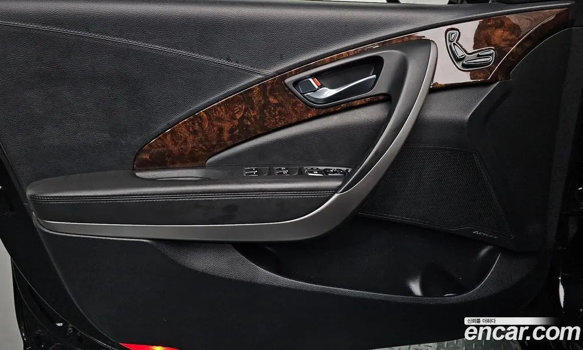Hyundai Aslan 2014 3.0 автомат (гидро), фото 14