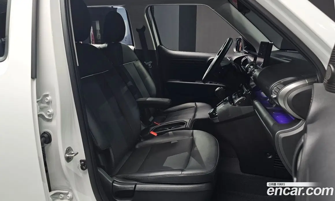 Hyundai Casper 2022 1.0 автомат (гидро), фото 12