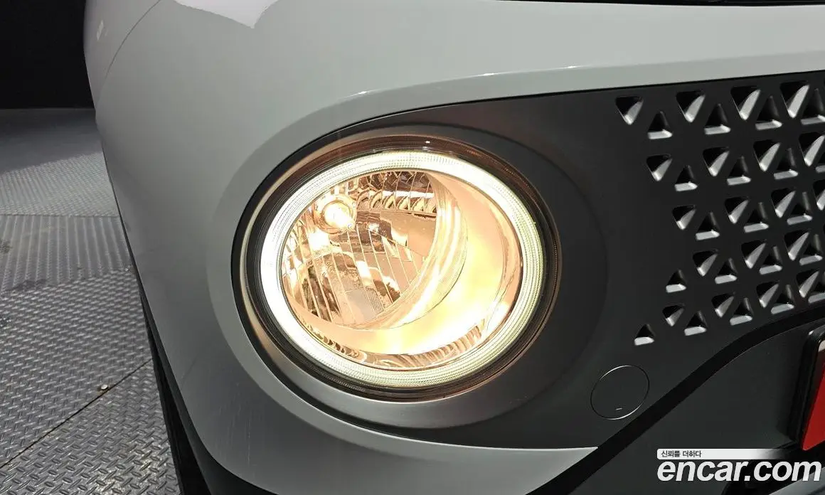Hyundai Casper 2022 1.0 автомат (гидро), фото 7
