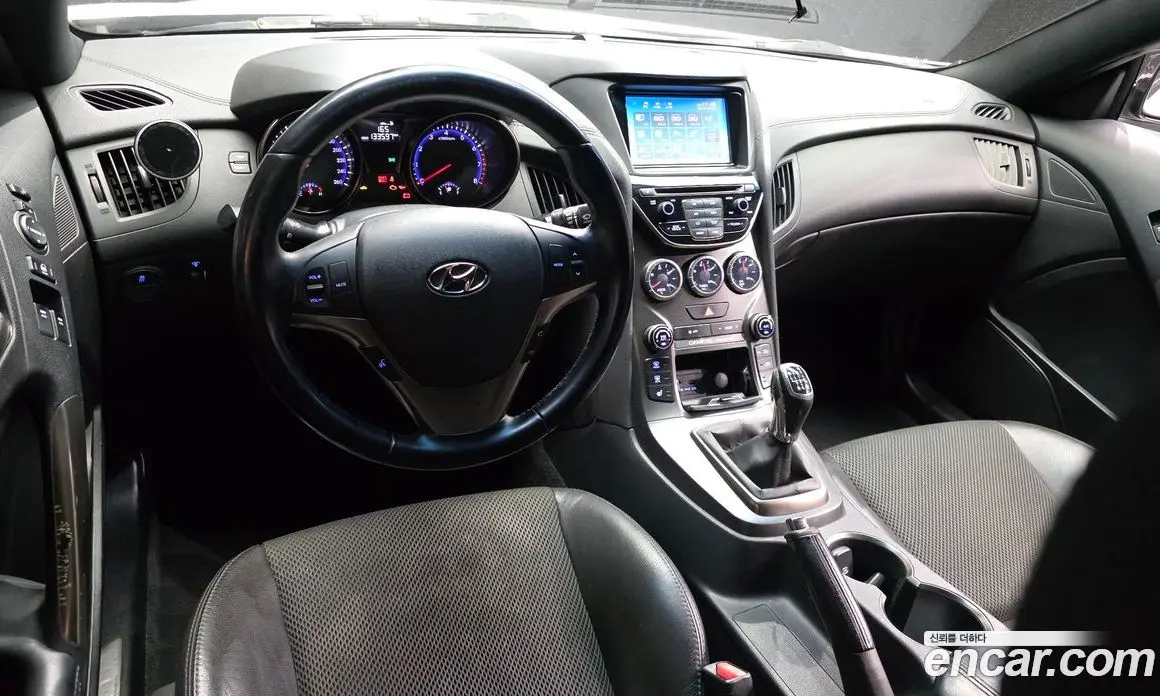 Hyundai Genesis 2012 2.0 механика, фото 7 Hyundai Genesis 2012 2.0 механика, фото 7