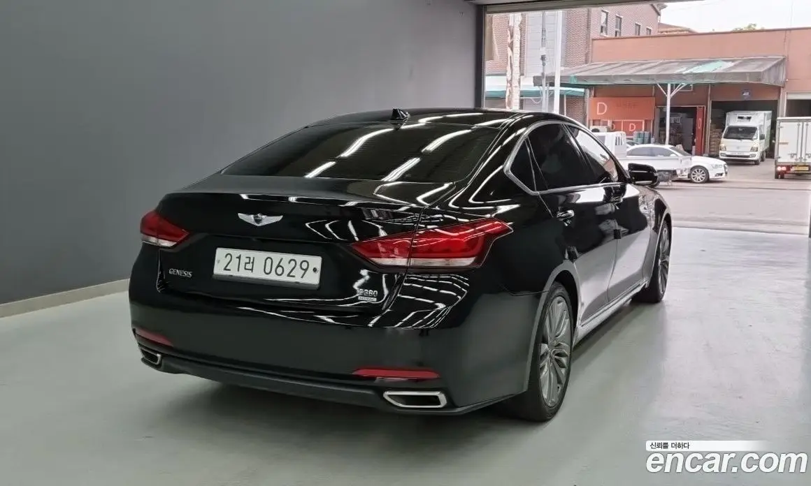 Hyundai Genesis 2016 3.8 автомат (гидро), фото 2