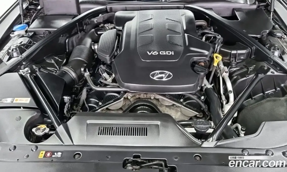 Hyundai Genesis 2016 3.8 автомат (гидро), фото 6