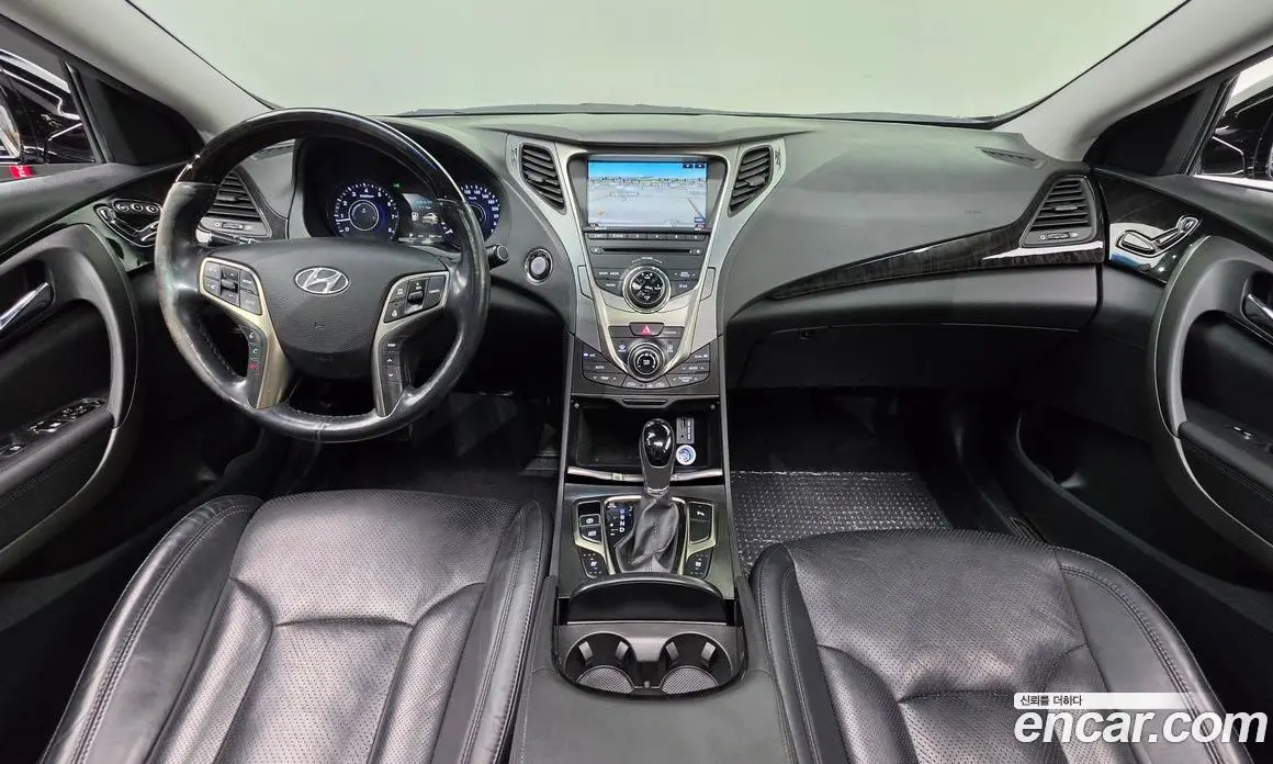 Hyundai Grandeur 2014 3.0 автомат (гидро), фото 7 Hyundai Grandeur 2014 3.0 автомат (гидро), фото 7