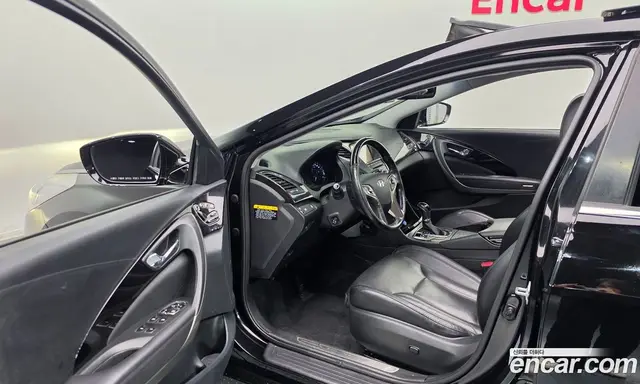 Hyundai Grandeur 2014 3.0 автомат (гидро), миниатюра 10 Hyundai Grandeur 2014 3.0 автомат (гидро), миниатюра 10