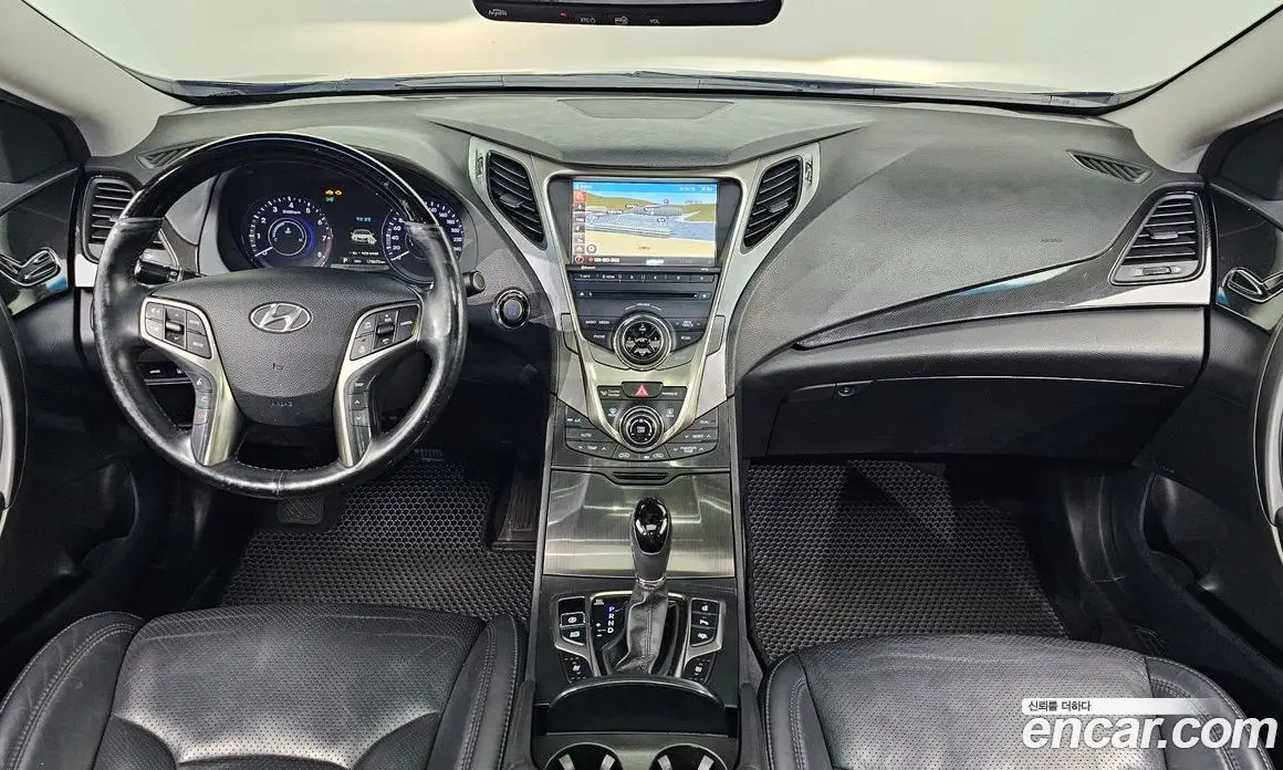 Hyundai Grandeur 2014 3.0 автомат (гидро), фото 7