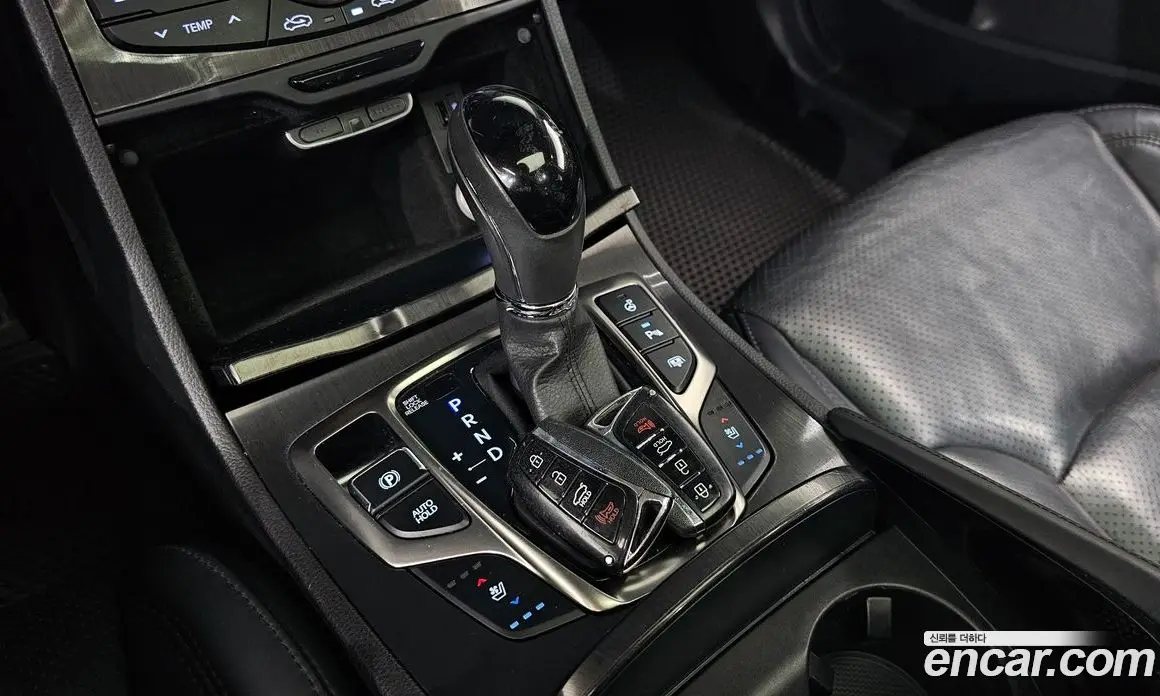 Hyundai Grandeur 2014 3.0 автомат (гидро), фото 9