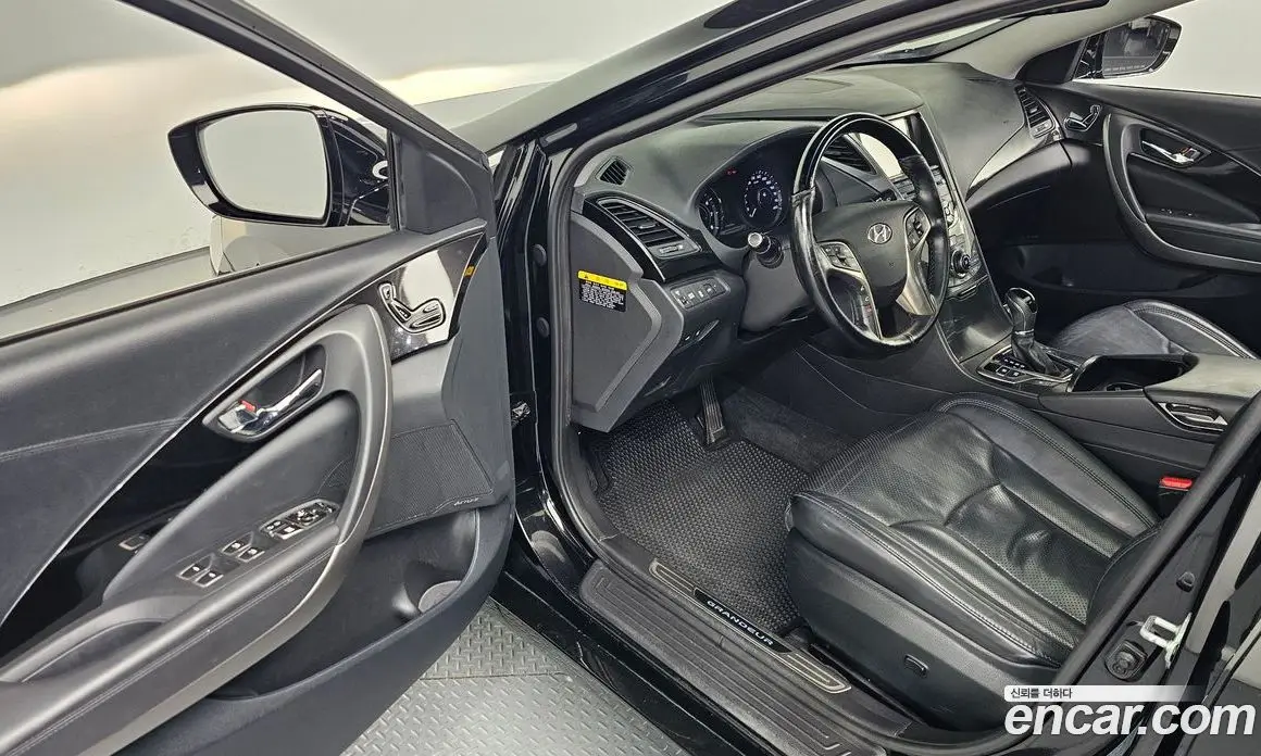 Hyundai Grandeur 2014 3.0 автомат (гидро), фото 10