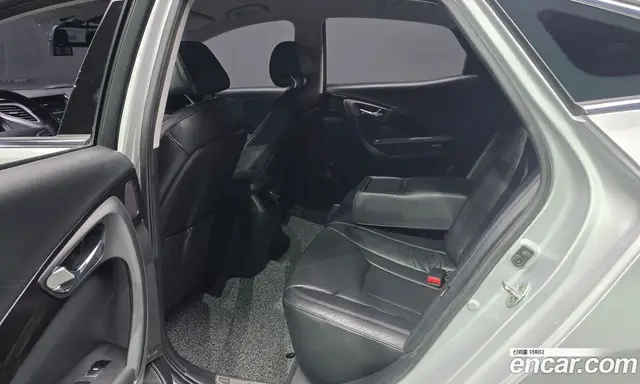 Hyundai Grandeur 2015 2.4 автомат (гидро), миниатюра 12