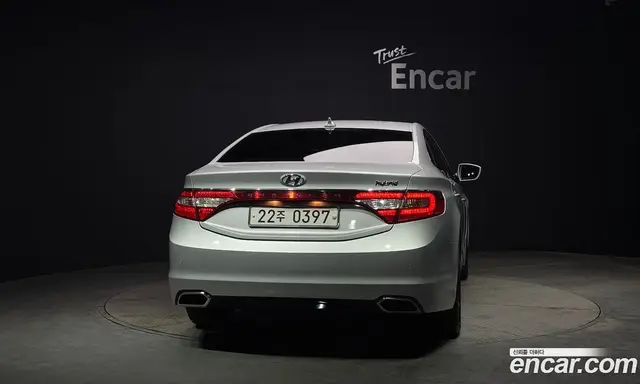 Hyundai Grandeur 2015 2.4 автомат (гидро), миниатюра 4 Hyundai Grandeur 2015 2.4 автомат (гидро), миниатюра 4