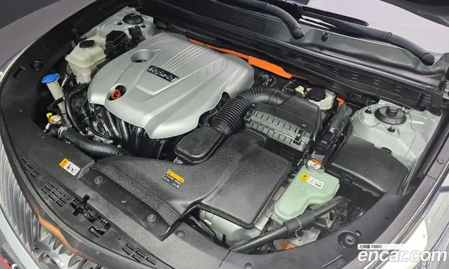 Hyundai Grandeur 2015 2.4 автомат (гидро), миниатюра 6 Hyundai Grandeur 2015 2.4 автомат (гидро), миниатюра 6