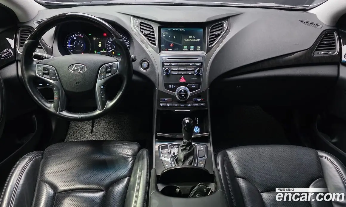 Hyundai Grandeur 2015 2.4 автомат (гидро), фото 7 Hyundai Grandeur 2015 2.4 автомат (гидро), фото 7
