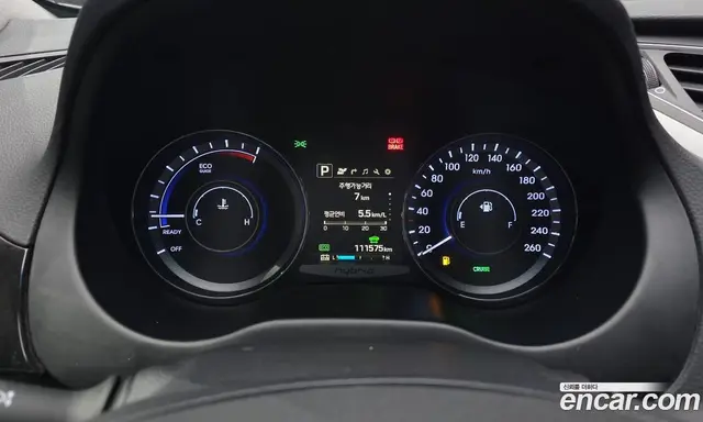 Hyundai Grandeur 2015 2.4 автомат (гидро), миниатюра 8 Hyundai Grandeur 2015 2.4 автомат (гидро), миниатюра 8