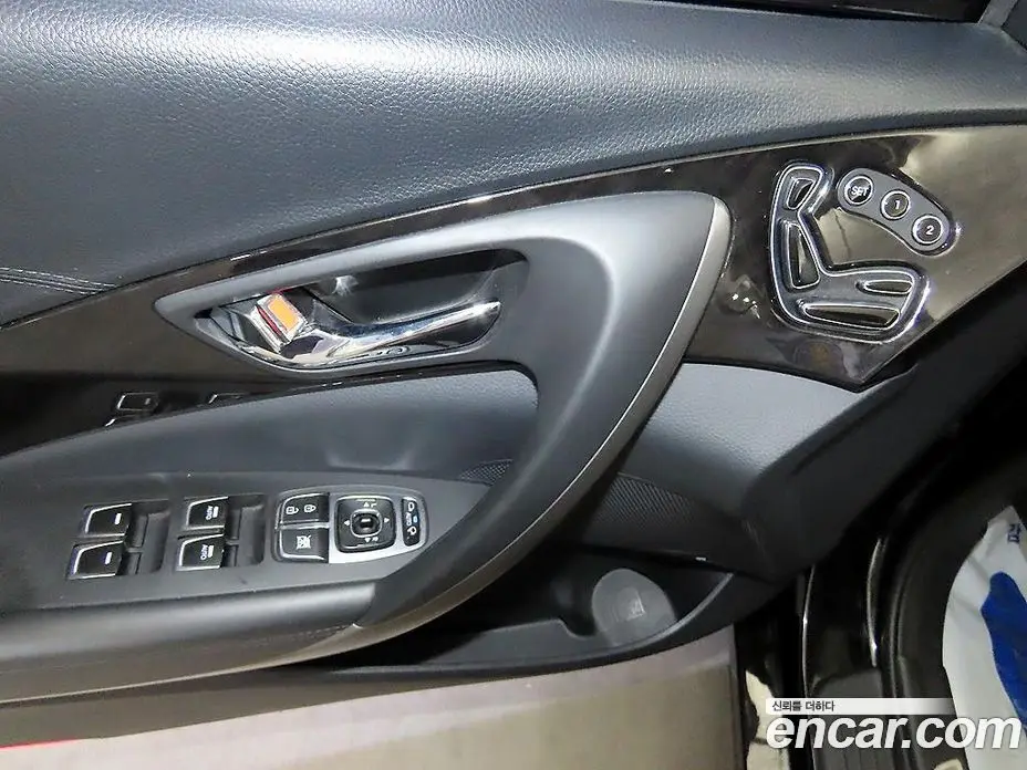 Hyundai Grandeur 2016 3.0 автомат (гидро), фото 13