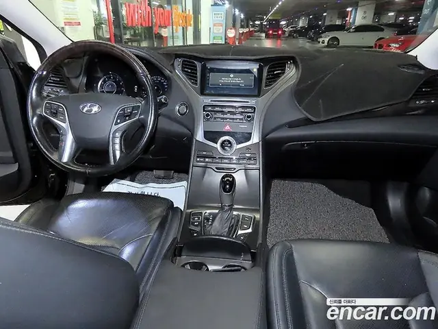 Hyundai Grandeur 2016 3.0 автомат (гидро), миниатюра 10