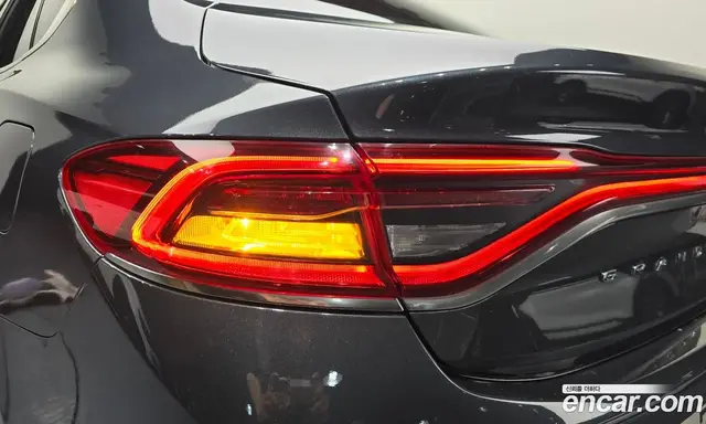 Hyundai Grandeur 2017 2.4 автомат (гидро), миниатюра 8 Hyundai Grandeur 2017 2.4 автомат (гидро), миниатюра 8