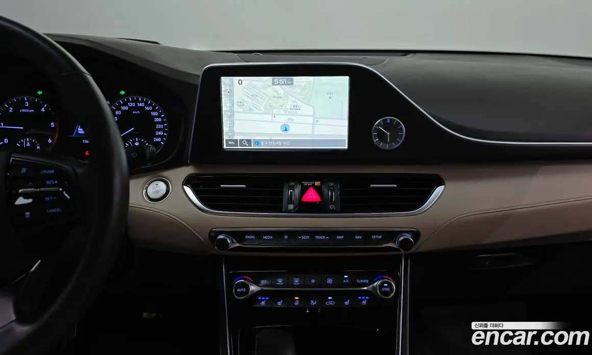Hyundai Grandeur 2017 2.2 автомат (гидро), фото 18