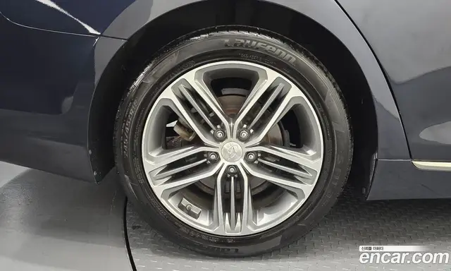 Hyundai Grandeur 2017 2.2 автомат (гидро), миниатюра 4