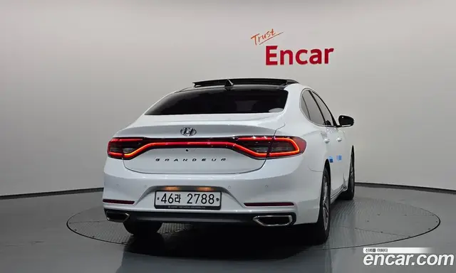 Hyundai Grandeur 2017 2.4 автомат (гидро), миниатюра 4 Hyundai Grandeur 2017 2.4 автомат (гидро), миниатюра 4