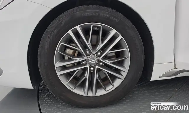 Hyundai Grandeur 2017 2.4 автомат (гидро), миниатюра 5 Hyundai Grandeur 2017 2.4 автомат (гидро), миниатюра 5