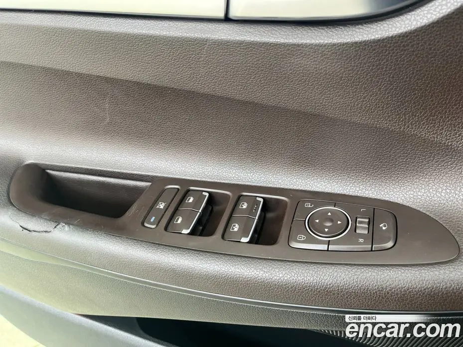 Hyundai Grandeur 2018 2.4 автомат (гидро), фото 17 Hyundai Grandeur 2018 2.4 автомат (гидро), фото 17