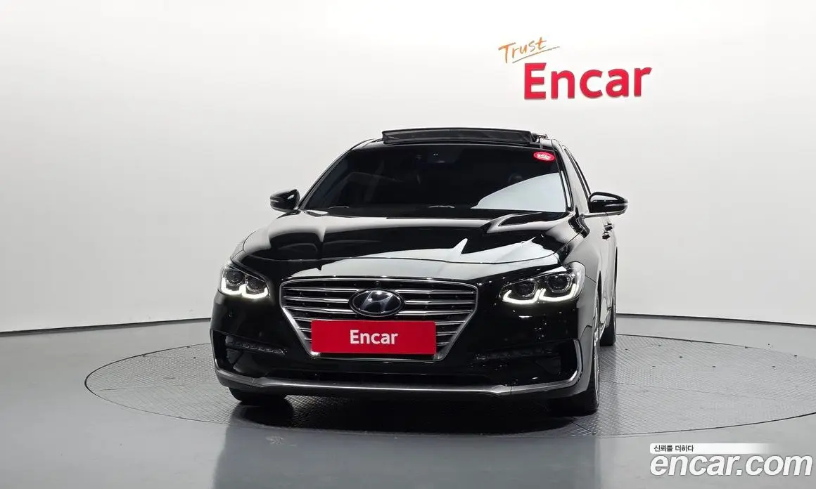 Hyundai Grandeur 2018 2.4 автомат (гидро), фото 3