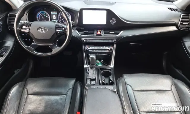 Hyundai Grandeur 2018 2.4 автомат (гидро), миниатюра 7