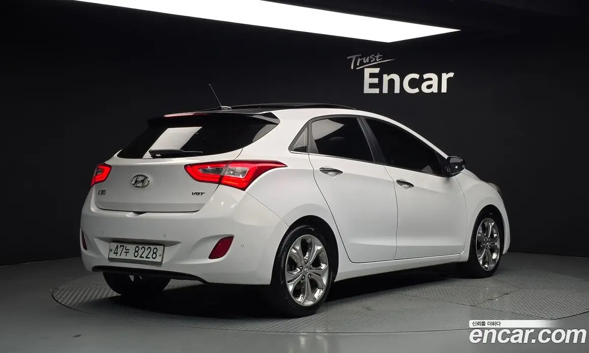 Hyundai i30 2013 1.6 автомат (гидро), фото 2 Hyundai i30 2013 1.6 автомат (гидро), фото 2