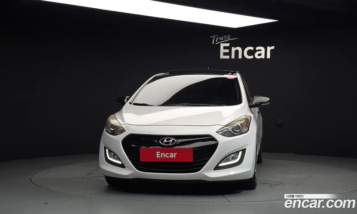 Hyundai i30 2013 1.6 автомат (гидро), фото 3 Hyundai i30 2013 1.6 автомат (гидро), фото 3