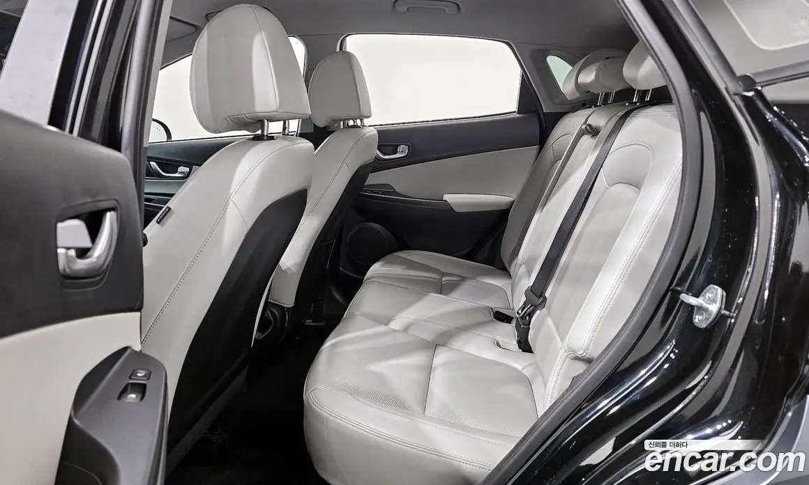 Hyundai Kona 2021 2.0 автомат (гидро), фото 12