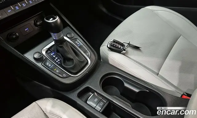 Hyundai Kona 2021 2.0 автомат (гидро), миниатюра 9
