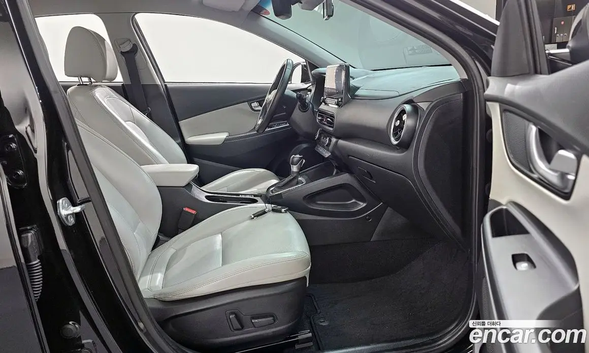 Hyundai Kona 2021 2.0 автомат (гидро), фото 10
