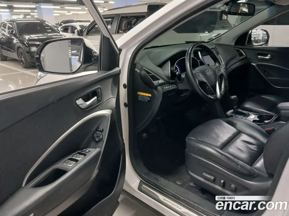 Hyundai Santa Fe 2015 2.2 автомат (гидро), фото 13 Hyundai Santa Fe 2015 2.2 автомат (гидро), фото 13