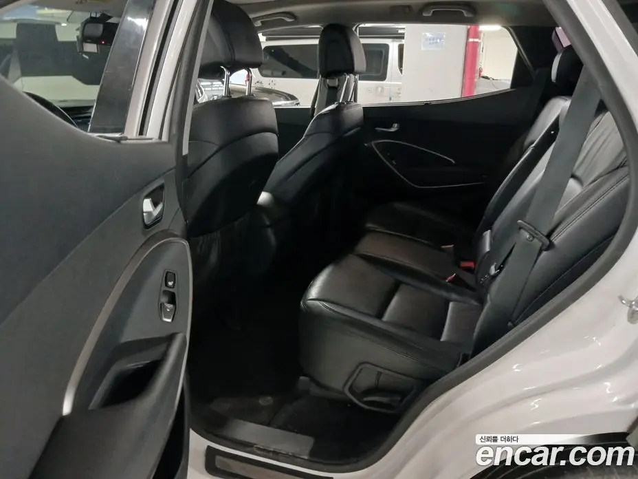 Hyundai Santa Fe 2015 2.2 автомат (гидро), фото 18 Hyundai Santa Fe 2015 2.2 автомат (гидро), фото 18
