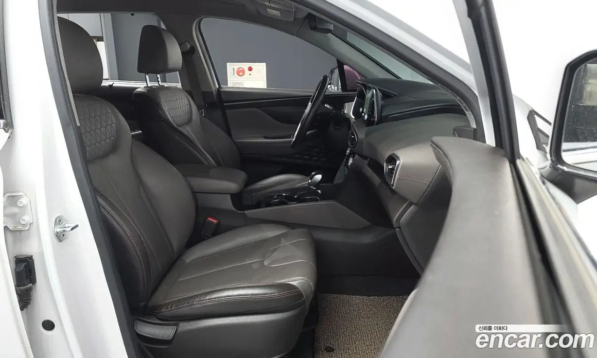 Hyundai Santa Fe 2018 2.0 автомат (гидро), фото 11