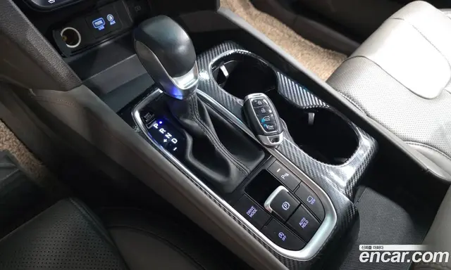 Hyundai Santa Fe 2018 2.0 автомат (гидро), миниатюра 9