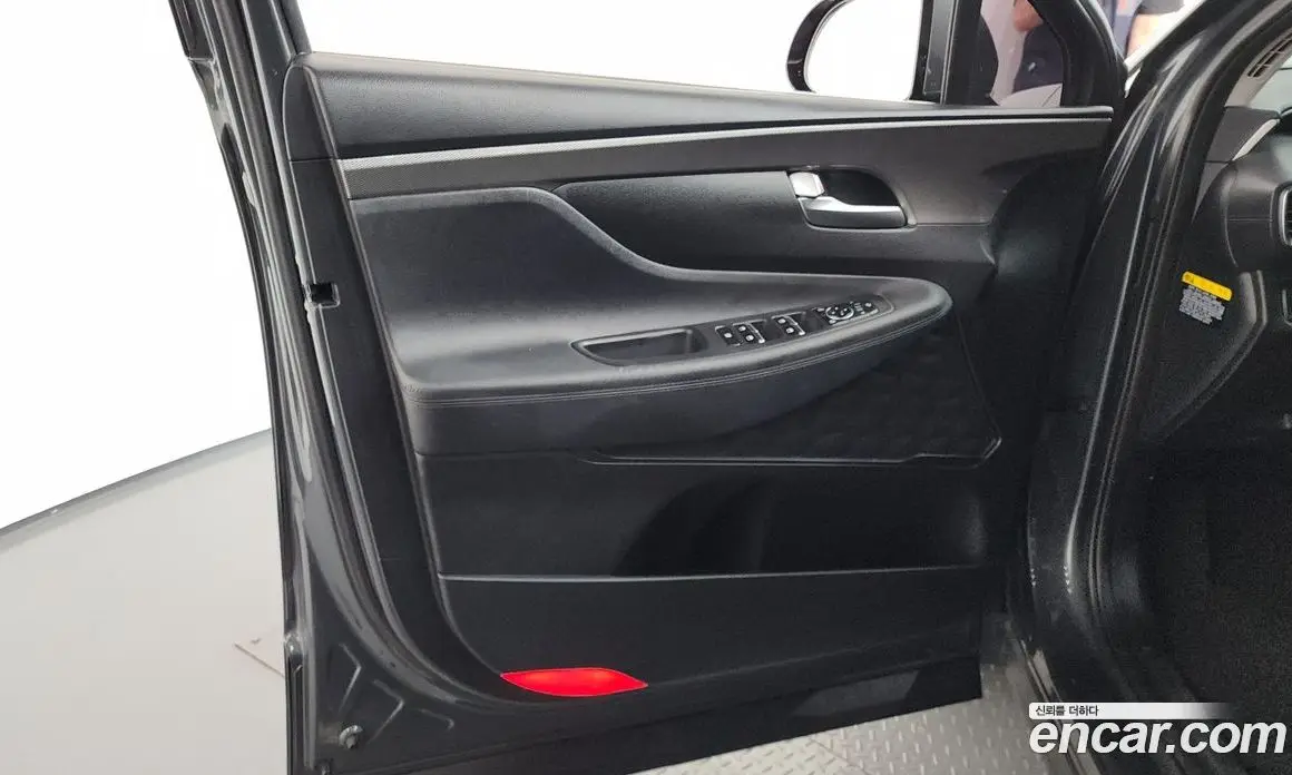 Hyundai Santa Fe 2019 2.0 автомат (гидро), фото 14