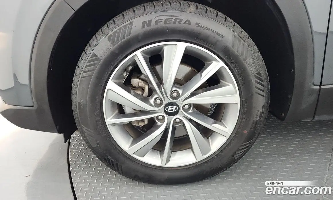 Hyundai Santa Fe 2019 2.0 автомат (гидро), фото 5