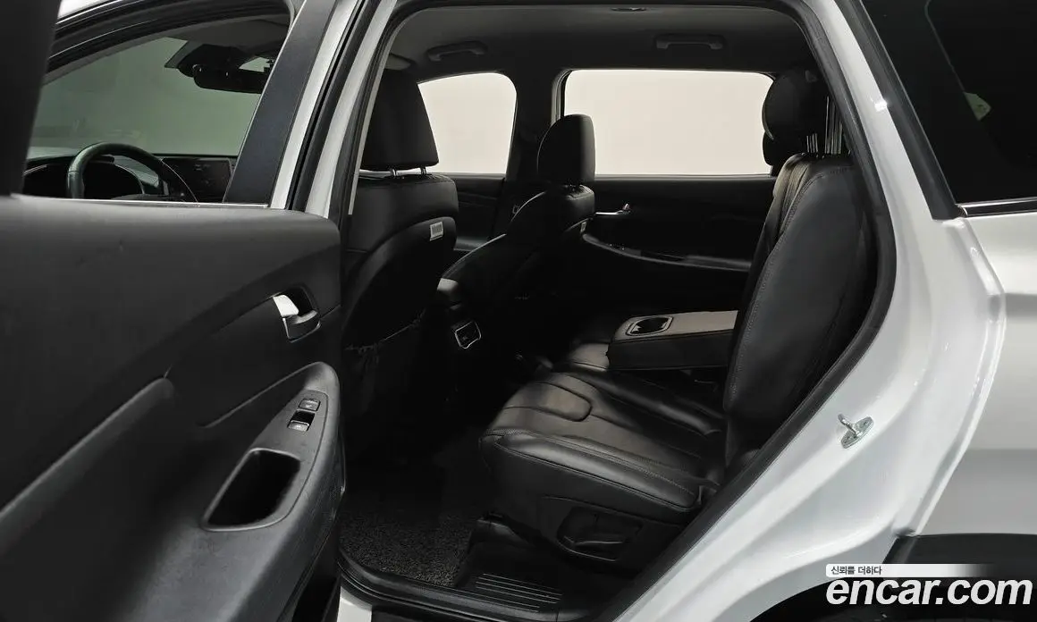 Hyundai Santa Fe 2020 2.2 автомат (гидро), фото 18