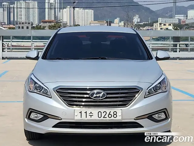Hyundai Sonata 2014 2.0 автомат (гидро), миниатюра 3