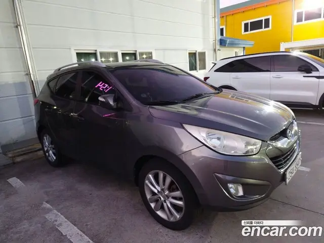Hyundai Tucson 2010 2.0 автомат (гидро), миниатюра 2