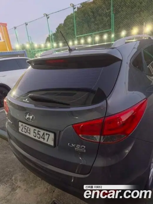 Hyundai Tucson 2010 2.0 автомат (гидро), миниатюра 3