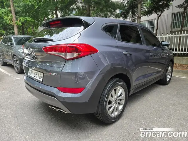 Hyundai Tucson 2016 2.0 автомат (гидро), миниатюра 4