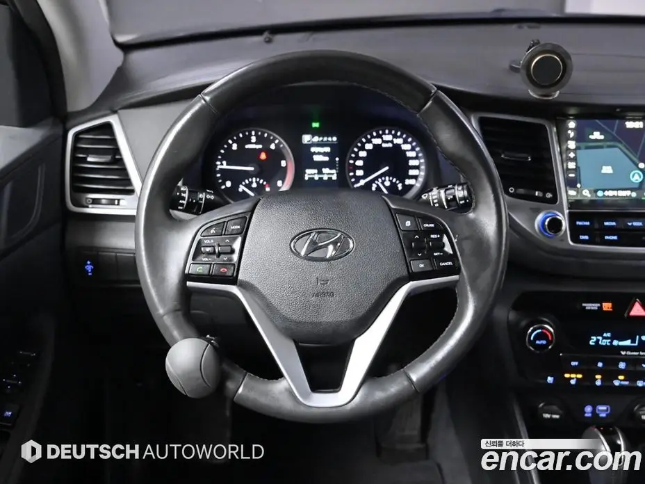 Hyundai Tucson 2017 1.7 автомат (гидро), фото 13