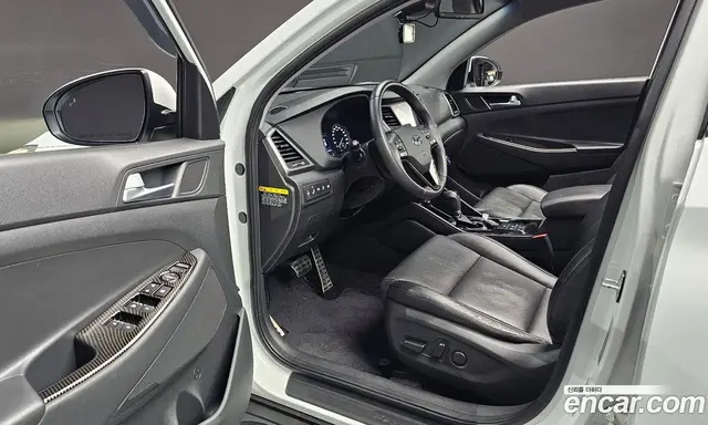 Hyundai Tucson 2017 2.0 автомат (гидро), миниатюра 10