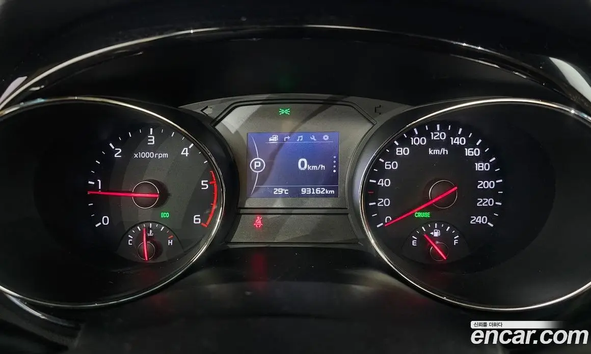 Kia Carnival 2017 2.2 автомат (гидро), фото 8