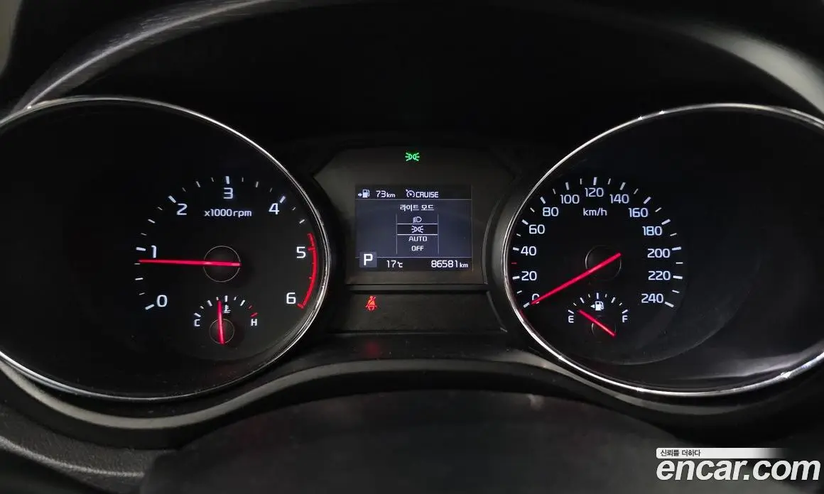 Kia Carnival 2018 2.2 автомат (гидро), фото 11
