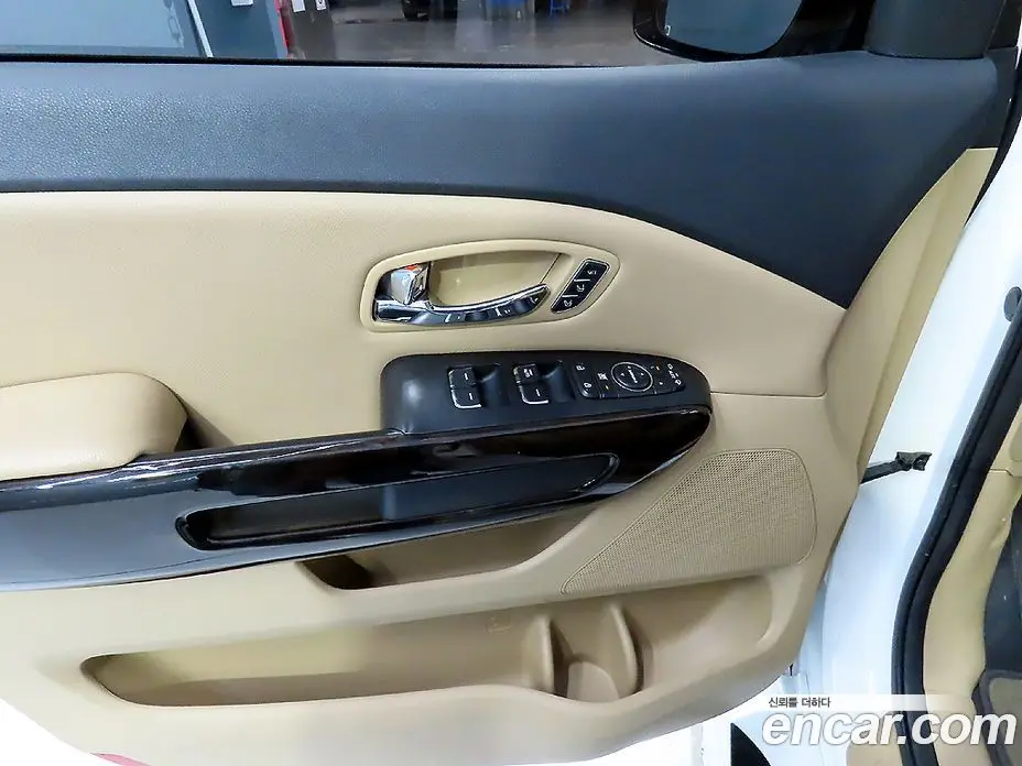 Kia Carnival 2020 3.3 автомат (гидро), фото 18