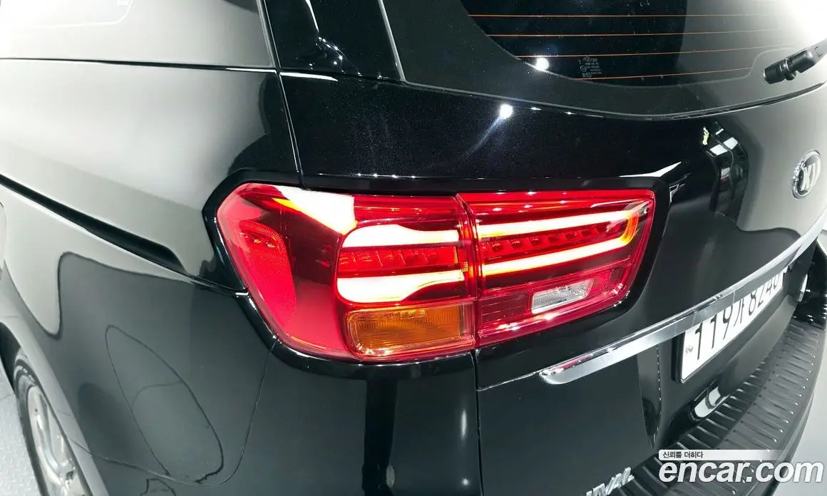 Kia Carnival 2020 2.2 автомат (гидро), фото 9 Kia Carnival 2020 2.2 автомат (гидро), фото 9