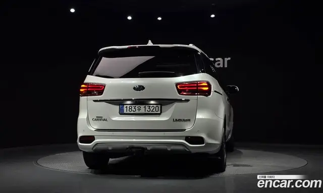 Kia Carnival 2020 2.2 автомат (гидро), миниатюра 4