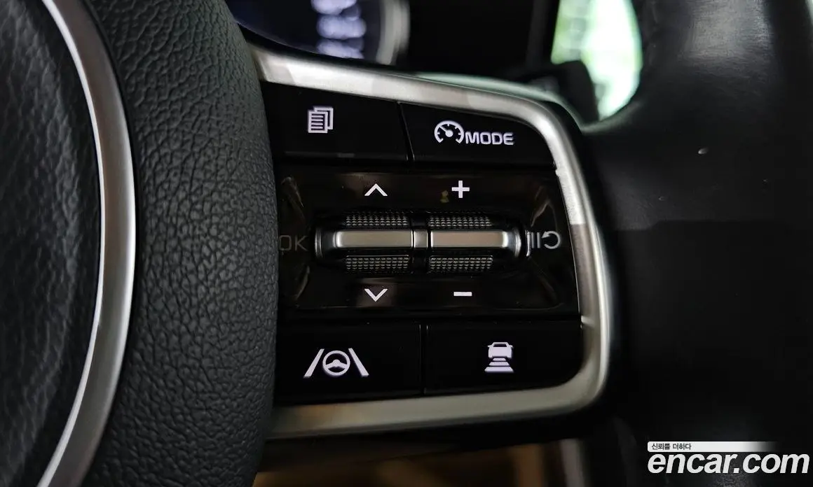 Kia Carnival 2022 2.2 автомат (гидро), фото 16
